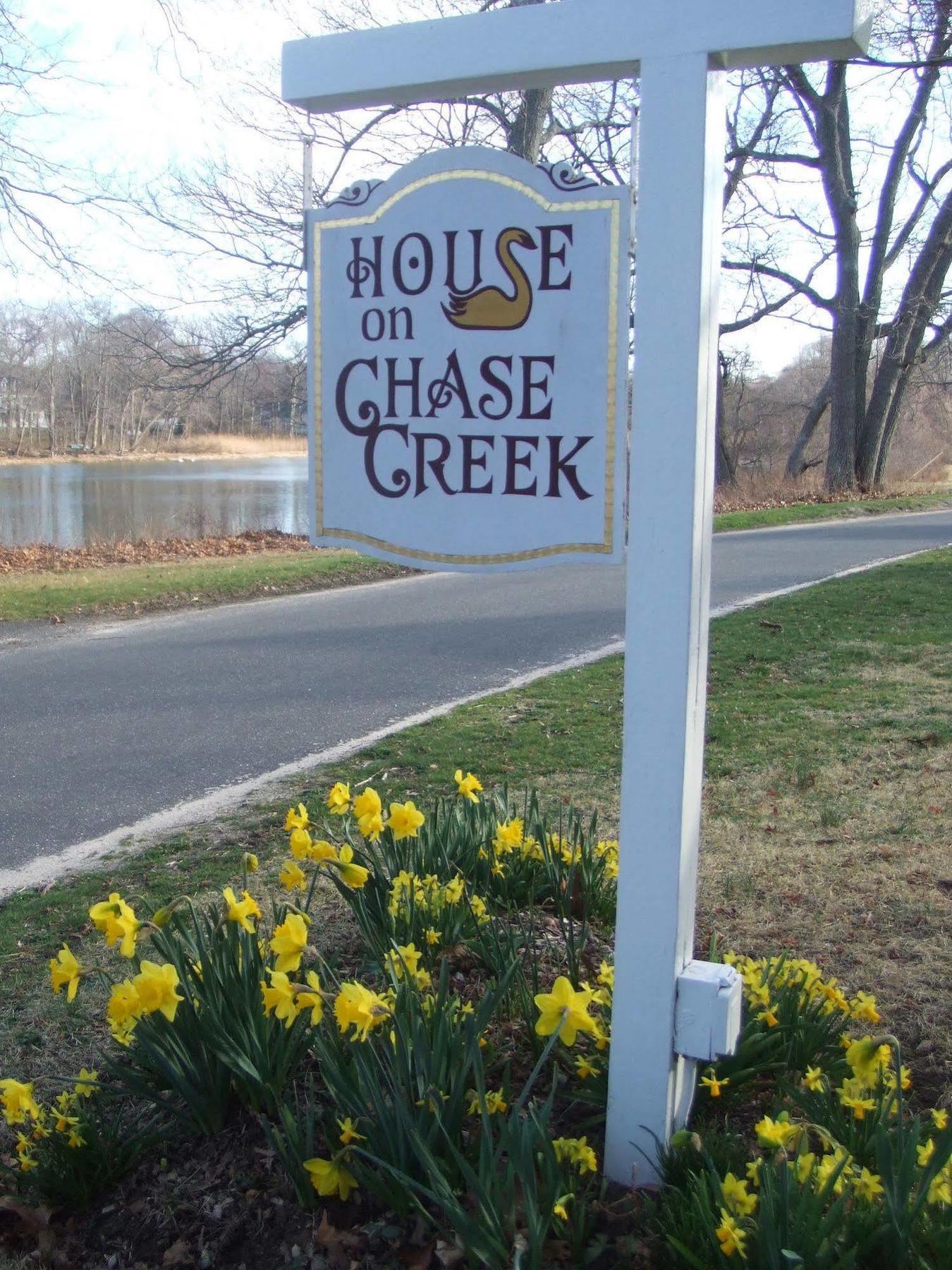 House On Chase Creek Bed & Breakfast Shelter Island Heights Екстериор снимка